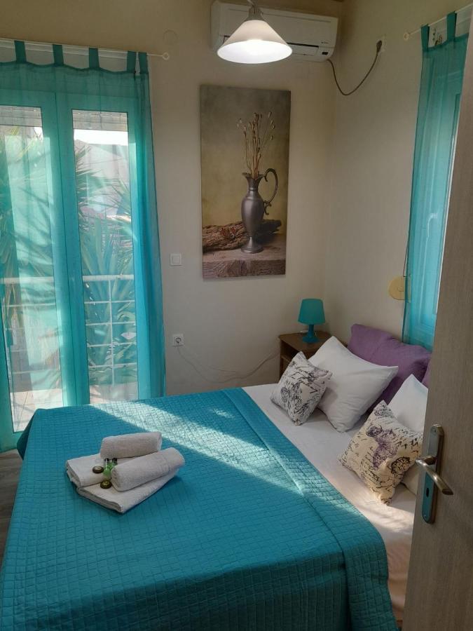 Elektra's With Parking Argostoli (Kefalonia)